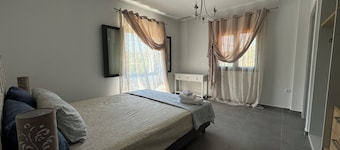 Aetheria villa Kefalonia, 6 bedrooms, all with extra long beds,