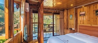 Longji Rice Terraces Fengya Mountain Dwelling B&B