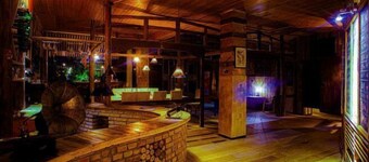 Ya'an River Lake April Inn