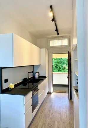 Unclassified image, 5 of 14, button - Renovated beach apartment with direct sea access, in vacation complex with pool (Quercianella)