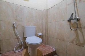 Room - Maharani Guest House RedPartner @ Gatot Subroto Timur Denpasar (Bali)