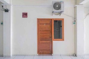 Exterior - Maharani Guest House RedPartner @ Gatot Subroto Timur Denpasar (Bali)