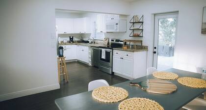 Spacious 5-bedroom house in West Boca Raton WiFi, AC, Deerfield Beach -11.5 Mi
