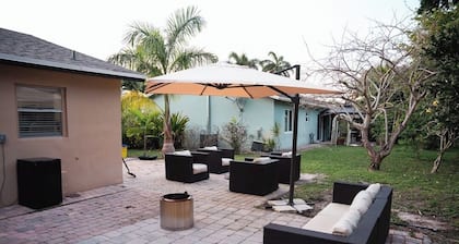 Spacious 5-bedroom house in West Boca Raton WiFi, AC, Deerfield Beach -11.5 Mi