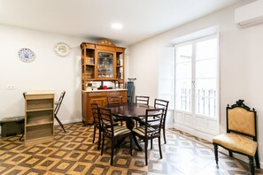 Dining - Apartment with Cathedral Views in the Historic Center of Ávila (Vultus) (Avila)