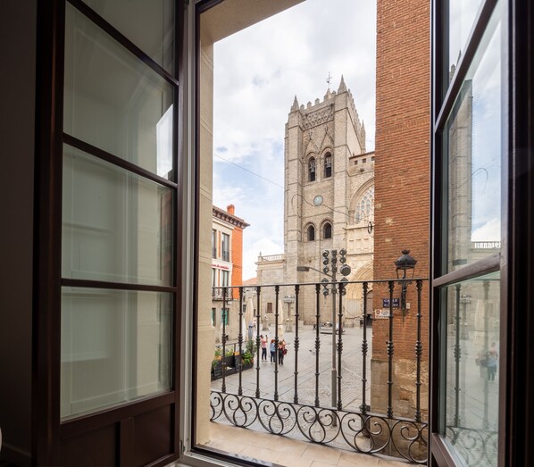 Balcony - Apartment with Cathedral Views in the Historic Center of Ávila (Vultus) (Avila)