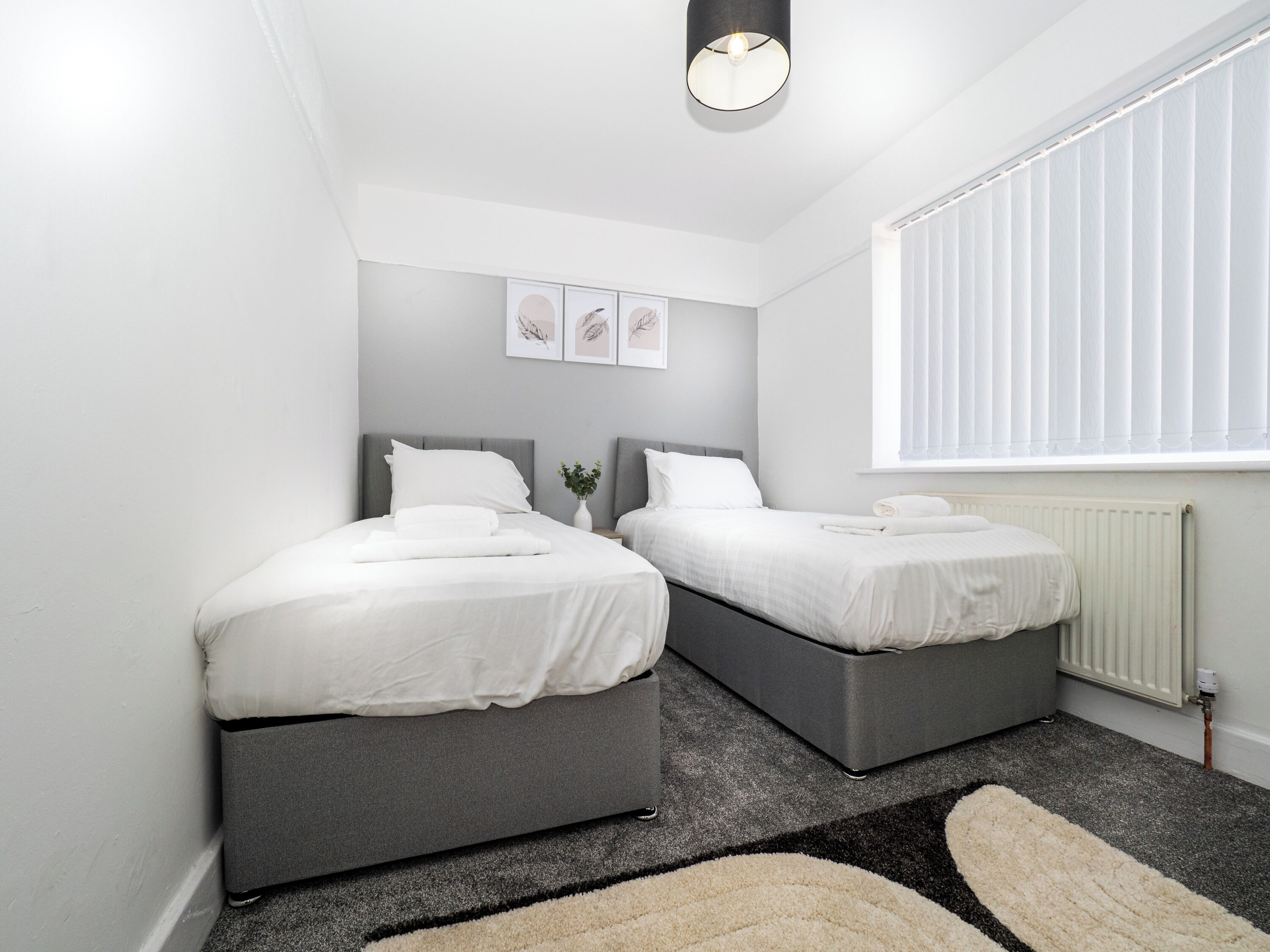 3 bedrooms, iron/ironing board, WiFi, bed sheets