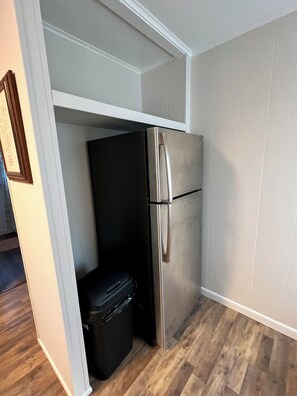 Interior - Water view • cozy & quiet 2-BR cottage (Chincoteague)