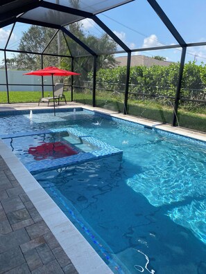 Pool - Spectacular house with heater pool & hot tube in fantastic Cape Coral (Cape Coral)