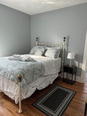 2 chambres, bureau, fer et planche à repasser, Wi-Fi gratuit