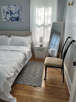 2 bedrooms, desk, iron/ironing board, free WiFi