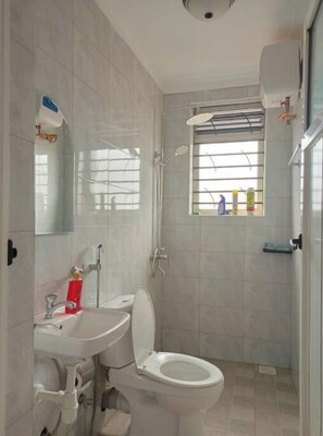 Towels, soap, toilet paper