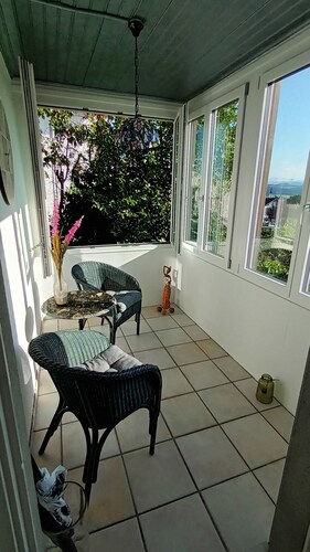 Renovated 4.5-room apartment 90m² - quiet location