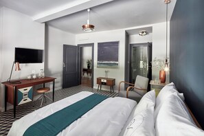 Superior Double Room, City View | Laptop workspace, free WiFi - Bez Kantow Art Rooms (Warsaw)