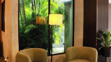 Sala de estar en el lobby