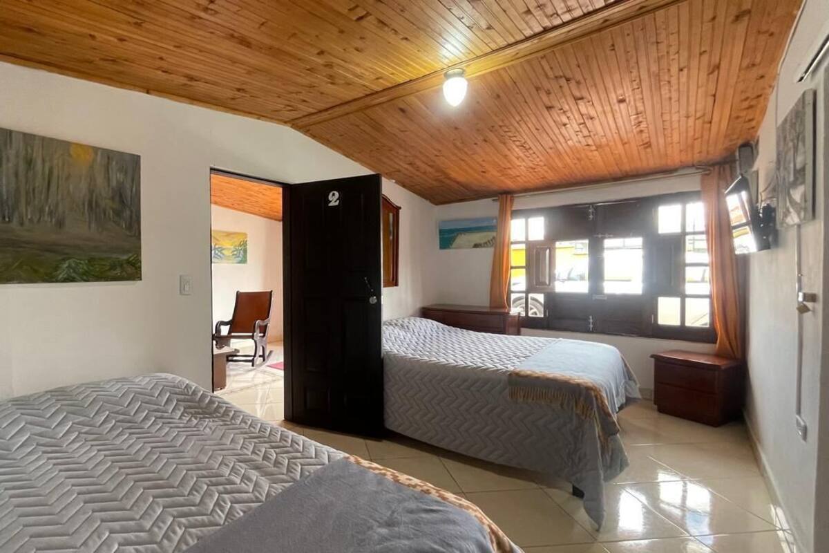 Basic-Zimmer, Stadtblick | Hochwertige Bettwaren, Daunenbettdecken, Select-Comfort-Betten