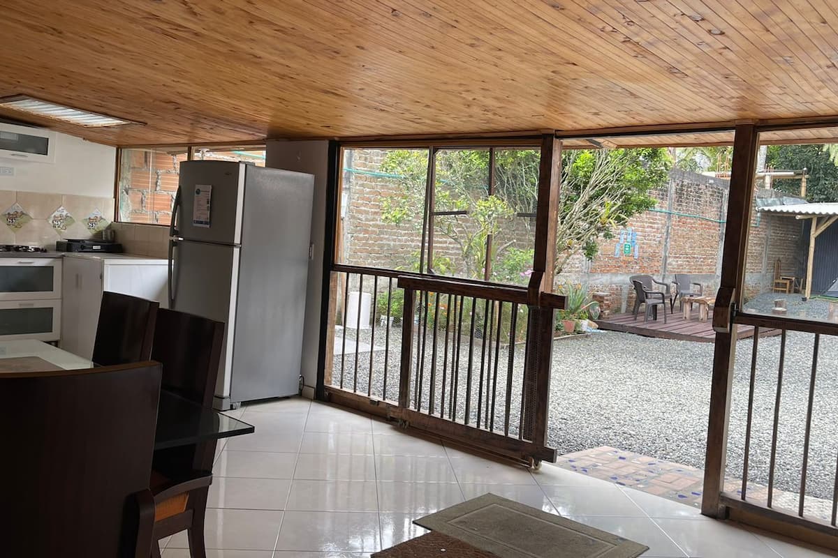 3 bedrooms, premium bedding, down duvets, Select Comfort beds