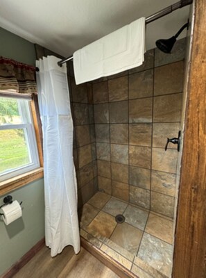 Unclassified image, 2 of 22, button - Timberline Cabins - Peaceful Pines Lodge, WiFi, Pets, Stalls, Hot Tub (Cambridge)