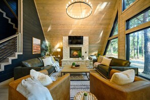 Smart-TV, peis og fotballspill