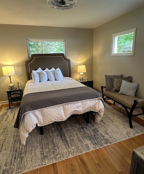 3 soverom, skrivebord, strykejern/-brett og wi-fi