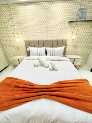 1 bedroom, iron/ironing board, WiFi, bed sheets