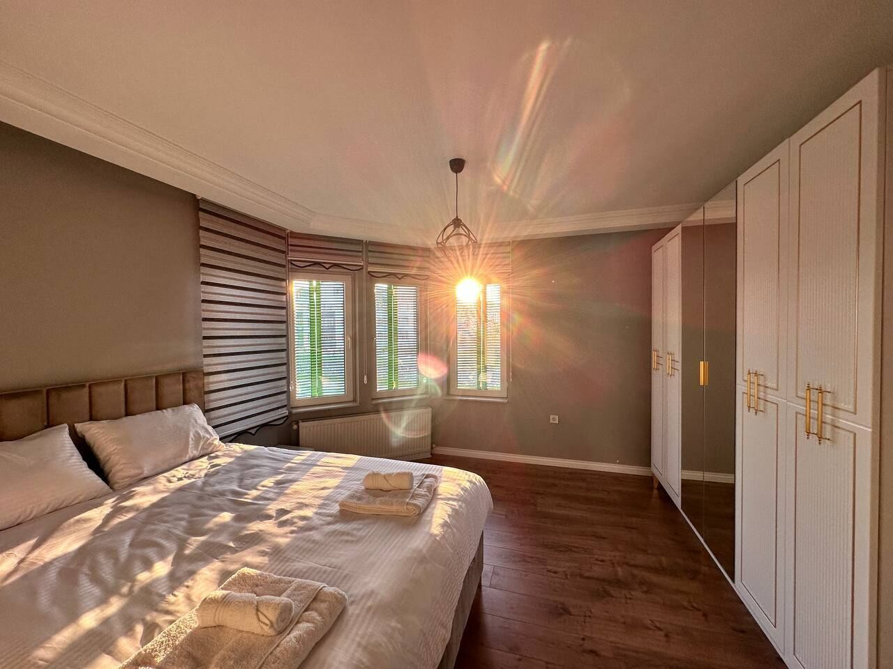 8 soveværelser, strygejern/strygebræt, Wi-Fi, sengetøj