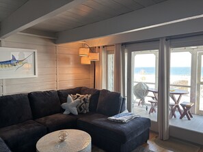 TV - Tower Shores - Beach Front Bliss (Bethany Beach)