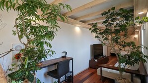 Ảnh chưa phân loại, 3 trong số 22 ảnh, nút