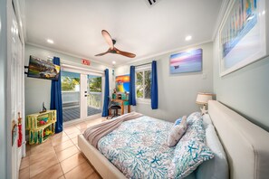 3 habitaciones, caja de seguridad en la habitación y escritorio