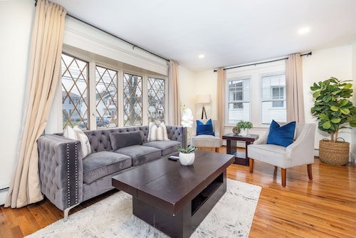 Charming 3-Bedroom Home with Modern Comforts in West Hartford