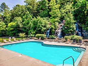 Innenpool, beheizter Pool