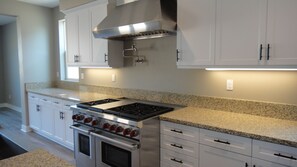 Private kitchen - Home away from home  (Riverside)