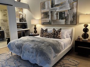1 chambre, fer et planche Ă repasser, Wi-Fi, draps fournis