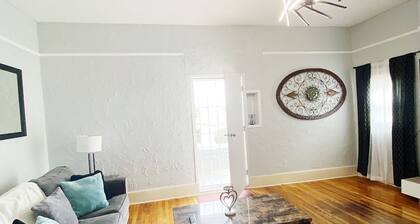 Entire Cozy House Near UTEP