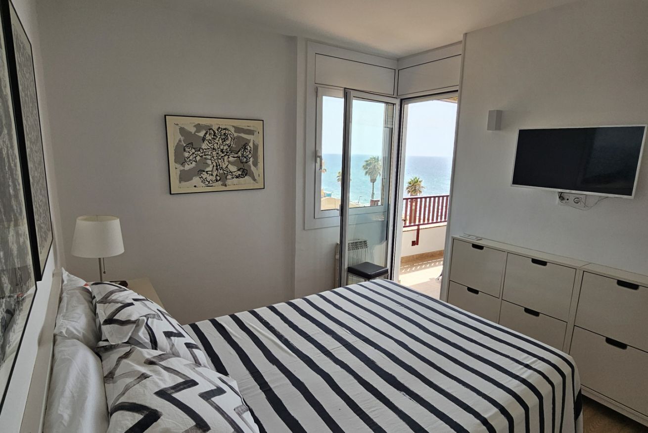 3 slaapkamers, een strijkplank/strijkijzer, wifi, beddengoed