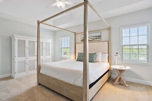 6 bedrooms, iron/ironing board, WiFi, bed sheets - 6BR Stylish Reunion Villa • Pool • Near Disney (Reunion)