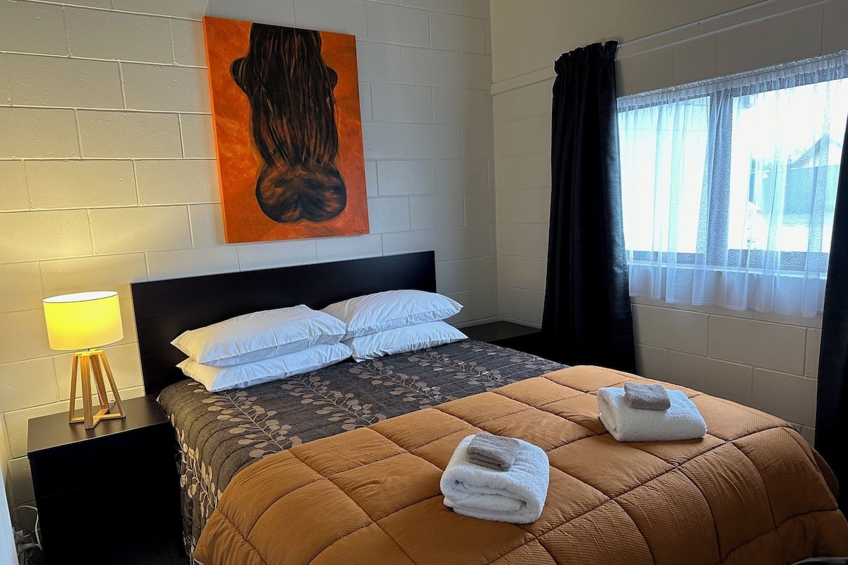 Basic Twin Room, Mountain View | 1 bedroom, free WiFi