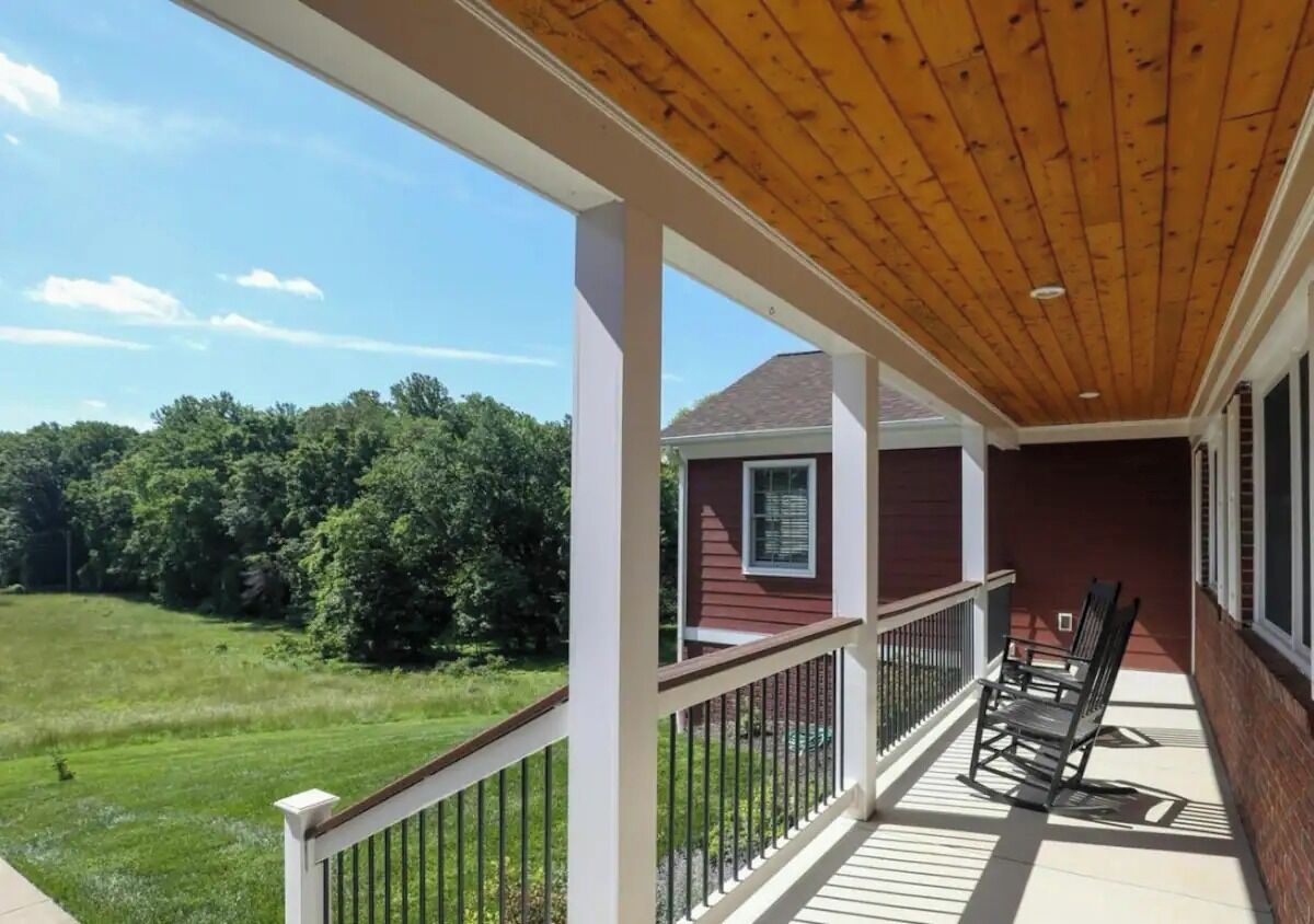 المنطقة المحيطة بالمنشأة