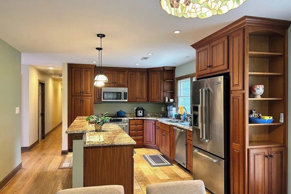 Refrigerador, microondas, horno, placa de cocina