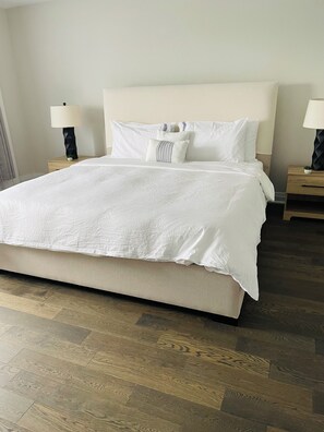 4 dormitorios, tabla de planchar con plancha, wifi y ropa de cama