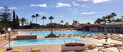 Beheizter Pool