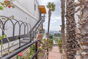 Property grounds - Holiday Apartment 'Monterojo San Agustin Las Burras' with Sea View and Air Conditioning (San Agustin)