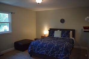 4 chambres, fer et planche à repasser, Wi-Fi, draps fournis