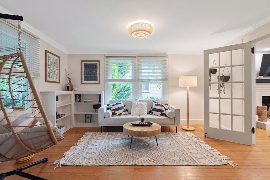Historic Downtown Wake Forest Bungalow - Wake Forest