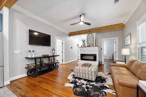 Smart TV, fireplace, offices