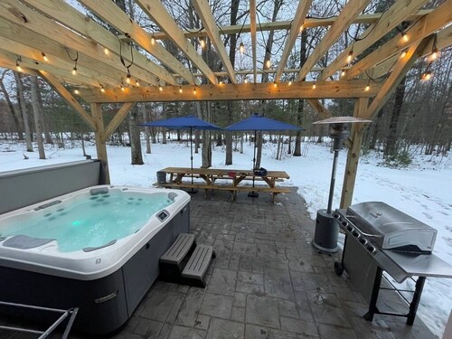 Pine River Ranch-17 Acre Outdoor Paradise in the heart of the Manistee Forest