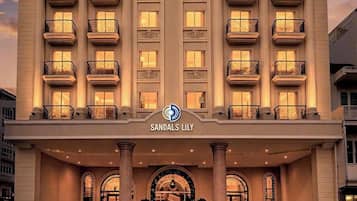 Mặt tiền nơi lưu trú