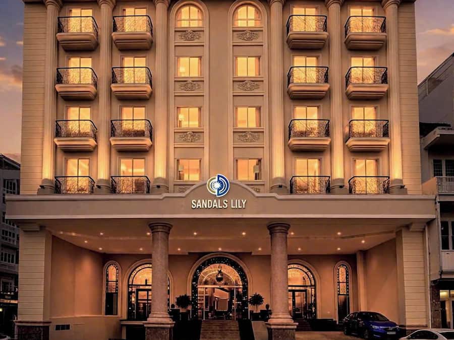 Façana frontal de l'allotjament