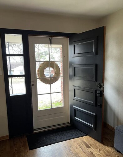 Charming 3-bedroom house near downtown