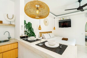 1 bedroom, iron/ironing board, WiFi, bed sheets